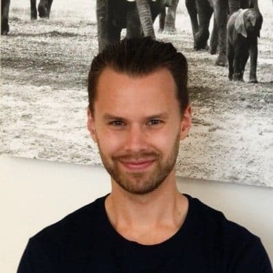 Image of Laurence Davies